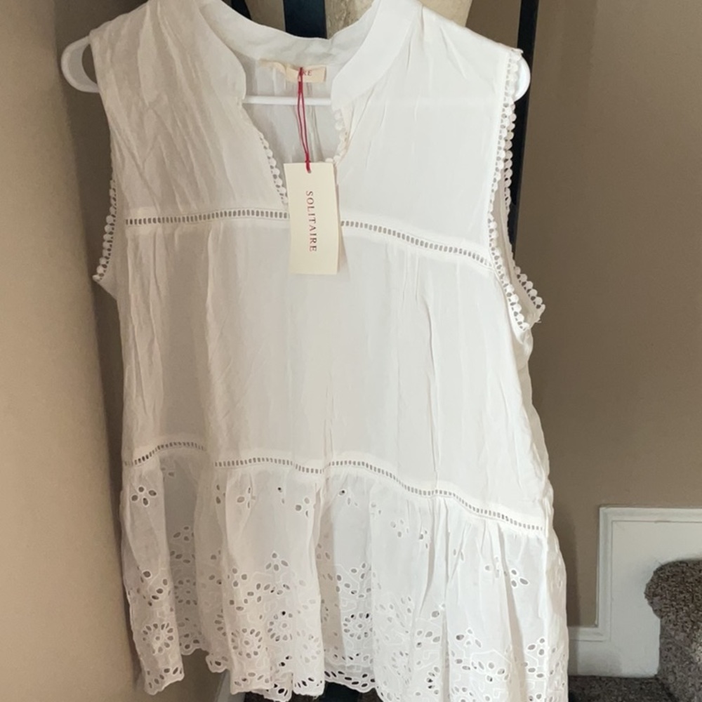 NWT Solitaire White Sleeveless Women's Top